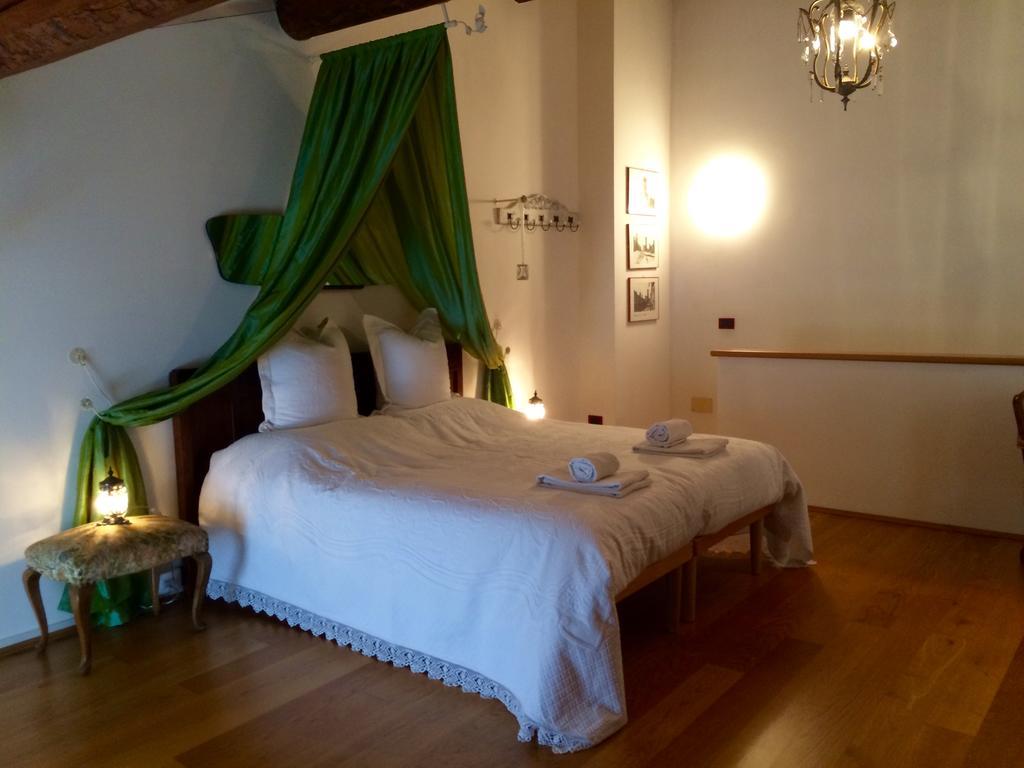 Bed And Breakfast Villa Franca Villafranca di Verona Exterior foto